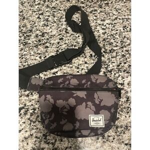 Herschel Supply Co Floral Belt Bag Fanny Pack Crossbody Festival Travel Bag